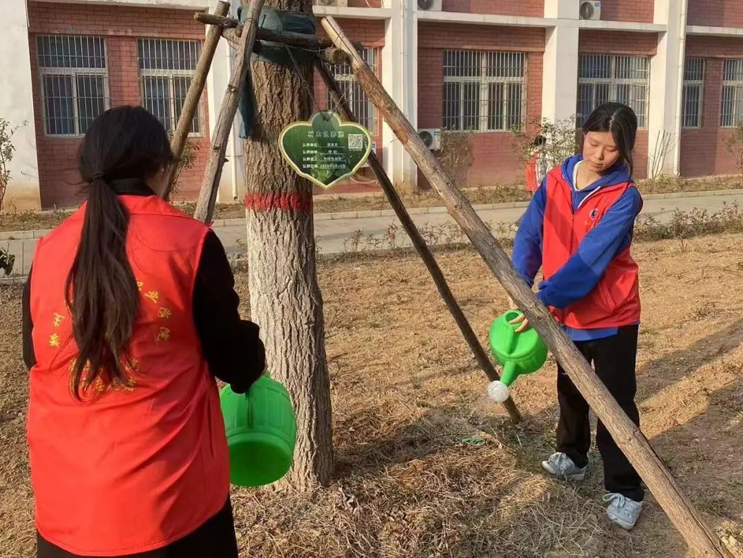 20240313我院举行“植树节”专题活动 (2).jpg